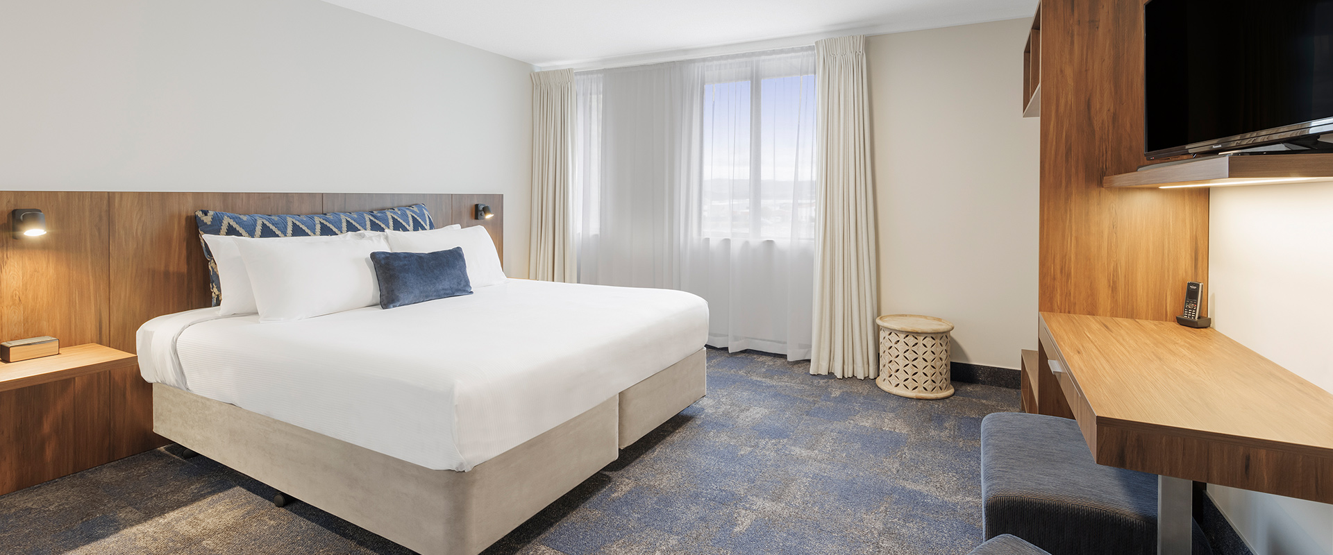 Superior King Hero Banner